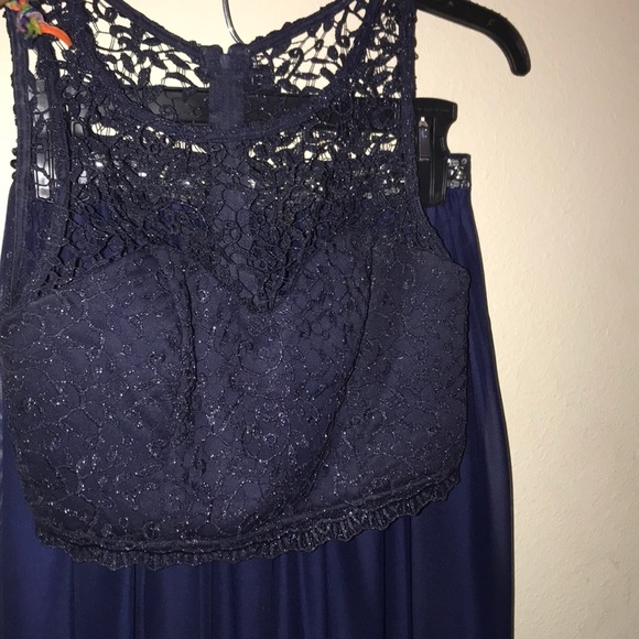 NAVY TWO PIECE HOMECOMING DRESS- JUNIORS SIZE 3 - Picture 4 of 5